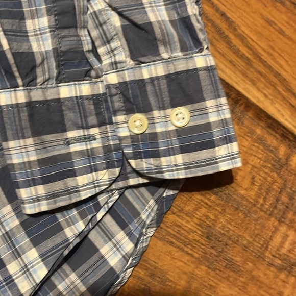J Crew Shirt - Size Medium - Picture 6 of 9